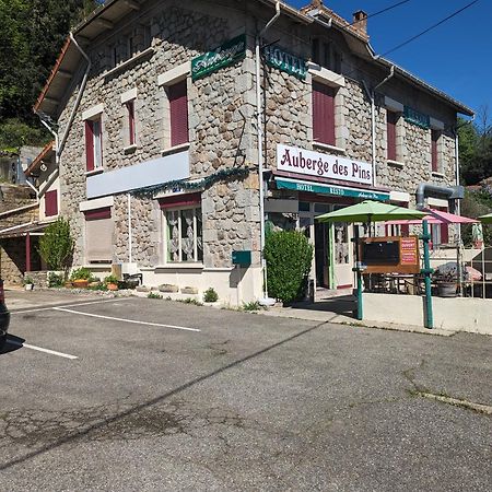 Auberge Des Pins Обена Екстериор снимка