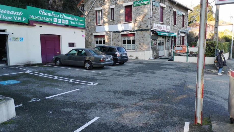 Auberge Des Pins Обена Екстериор снимка