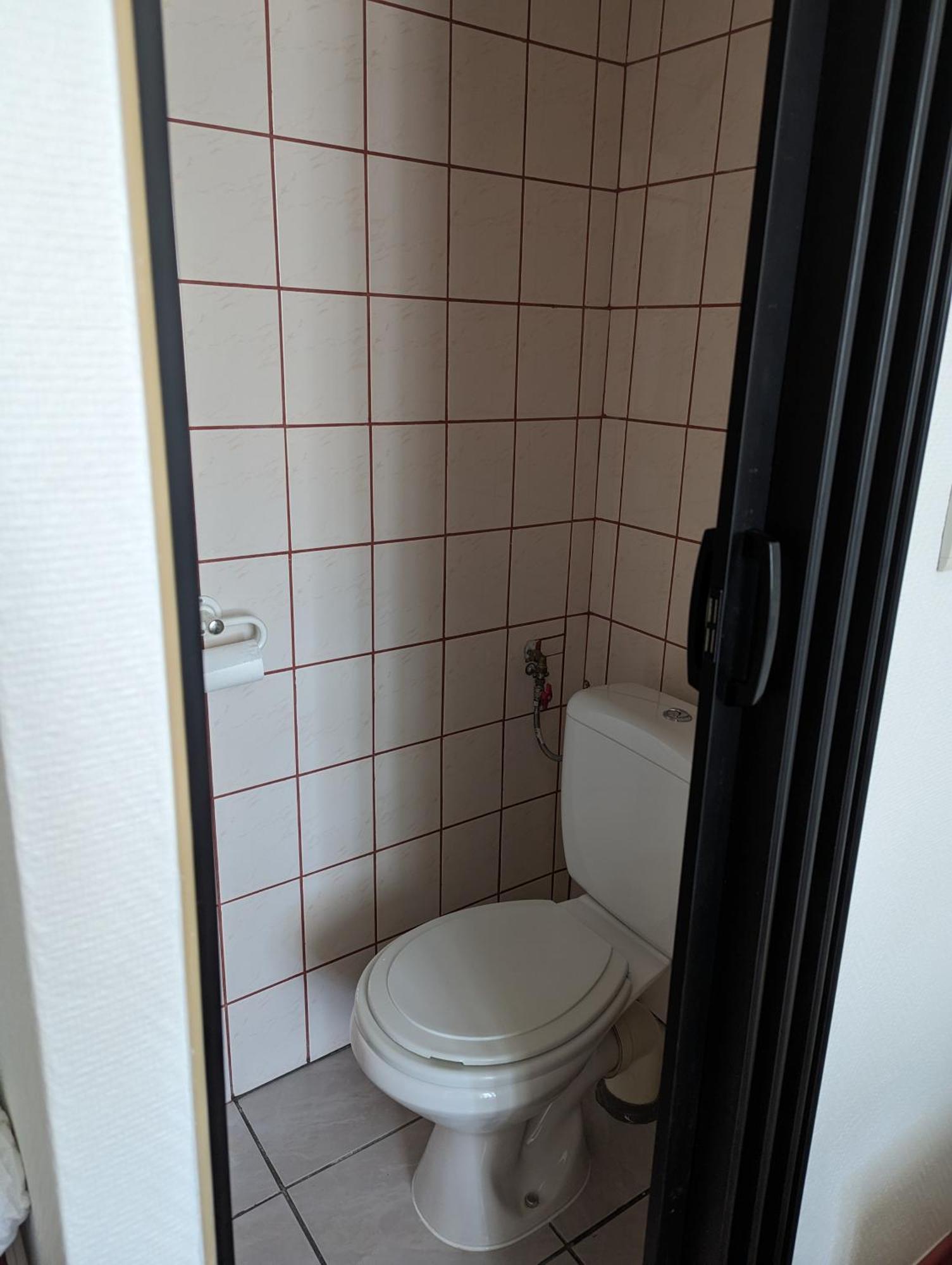 Auberge Des Pins Обена Екстериор снимка