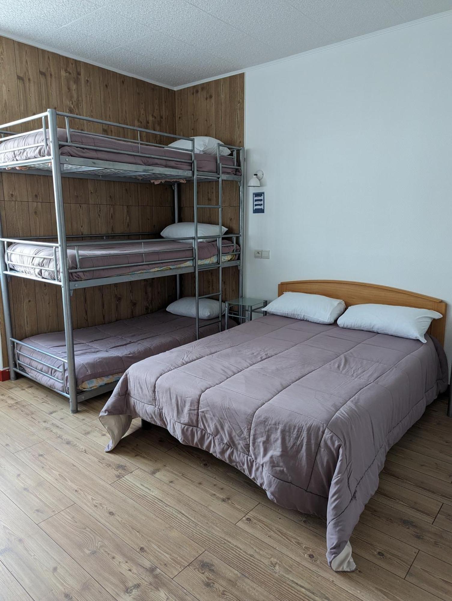 Auberge Des Pins Обена Екстериор снимка
